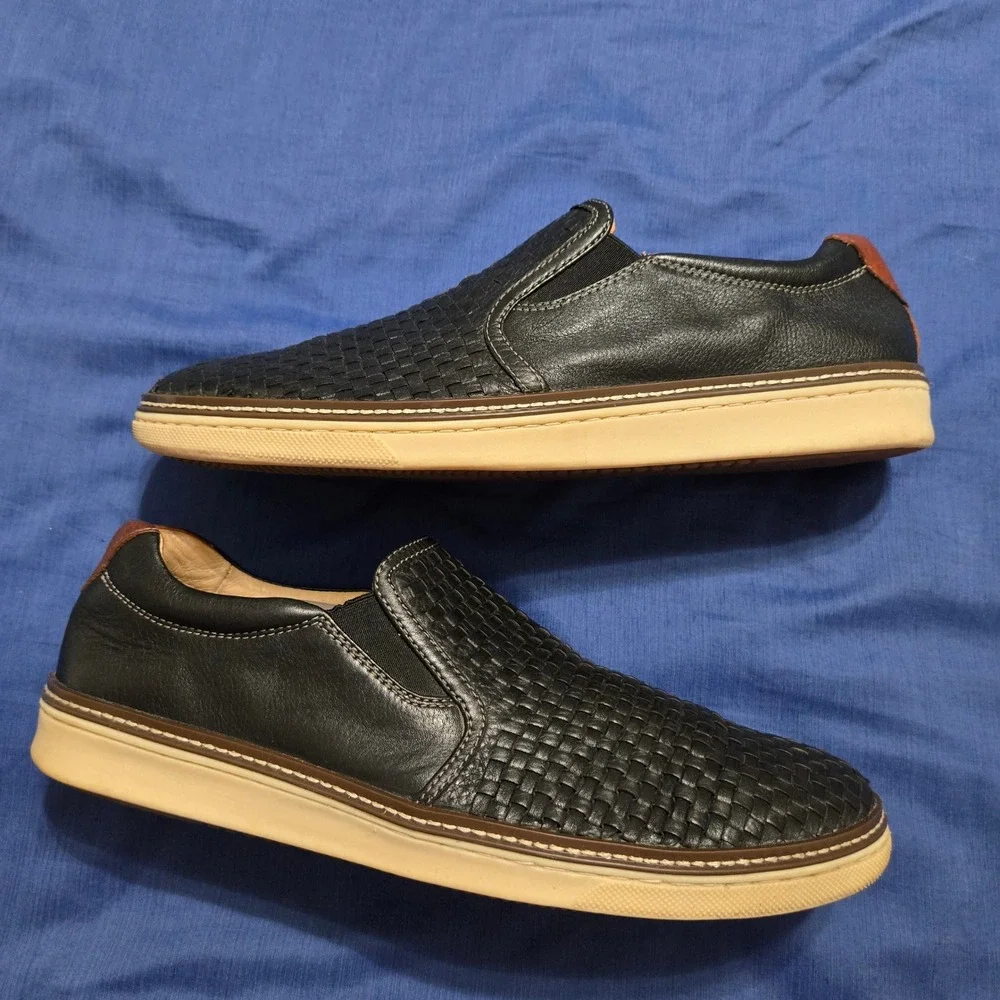 Johnston & Murphy Slip On SHEEPSKIN Mens 12M Black Woven Leather 25-8365 Sneaker